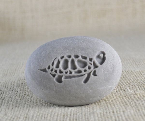 Turtle gift pebble - engraved stone - Ready to ship