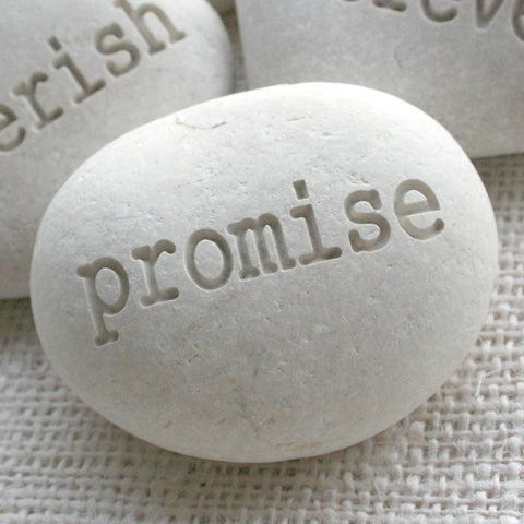 promise - Beach pebble engraved by SJ-Engraving