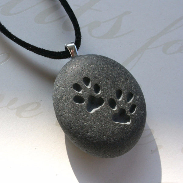 wearable memorial, pet memorial pendant