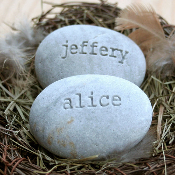 Customized wedding anniversary gift for couple - Engraved stones in nest with custom names